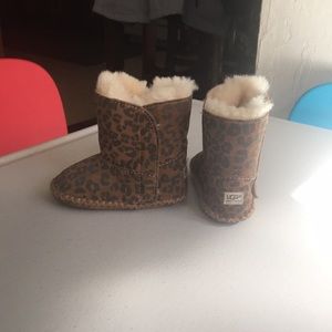 Cassie Leopard Uggs